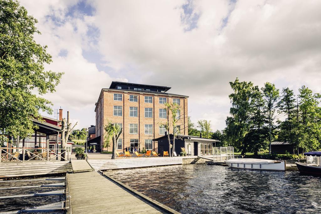 Naeaes Fabriker Hotell & Restaurang Tollered Luaran gambar